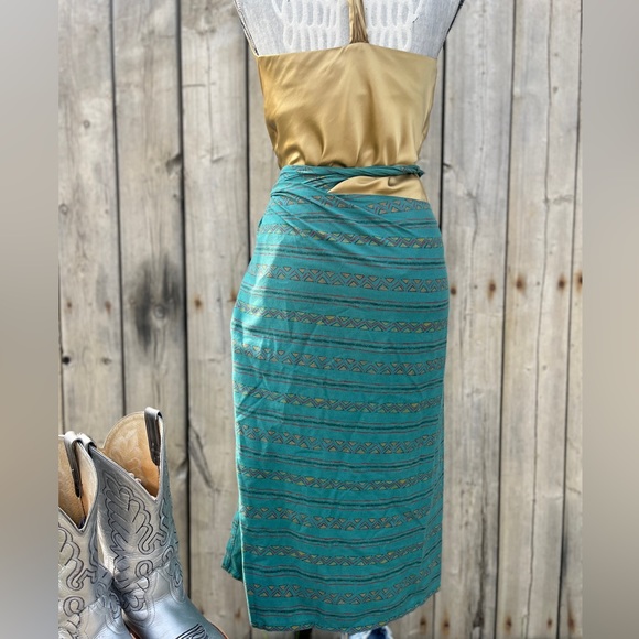 SOUTHWESTERN GREEN PATTERNED COTTON WRAP SKIRT SIZE SM-LG GREAT FOR BEACH - Picture 3 of 14